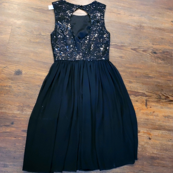 NWT Max and Cleo dress, Little Black Dress, size 2 - Picture 6 of 9